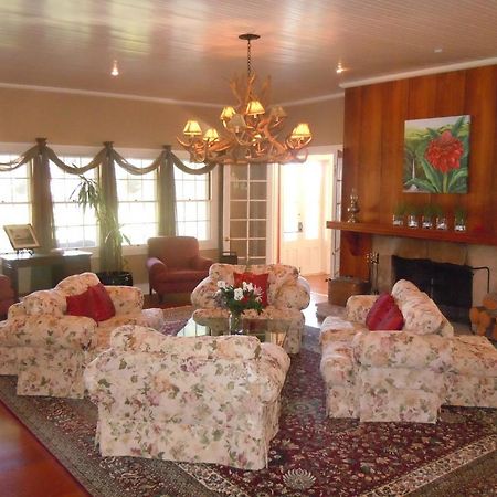 Jacaranda Inn Waimea Extérieur photo