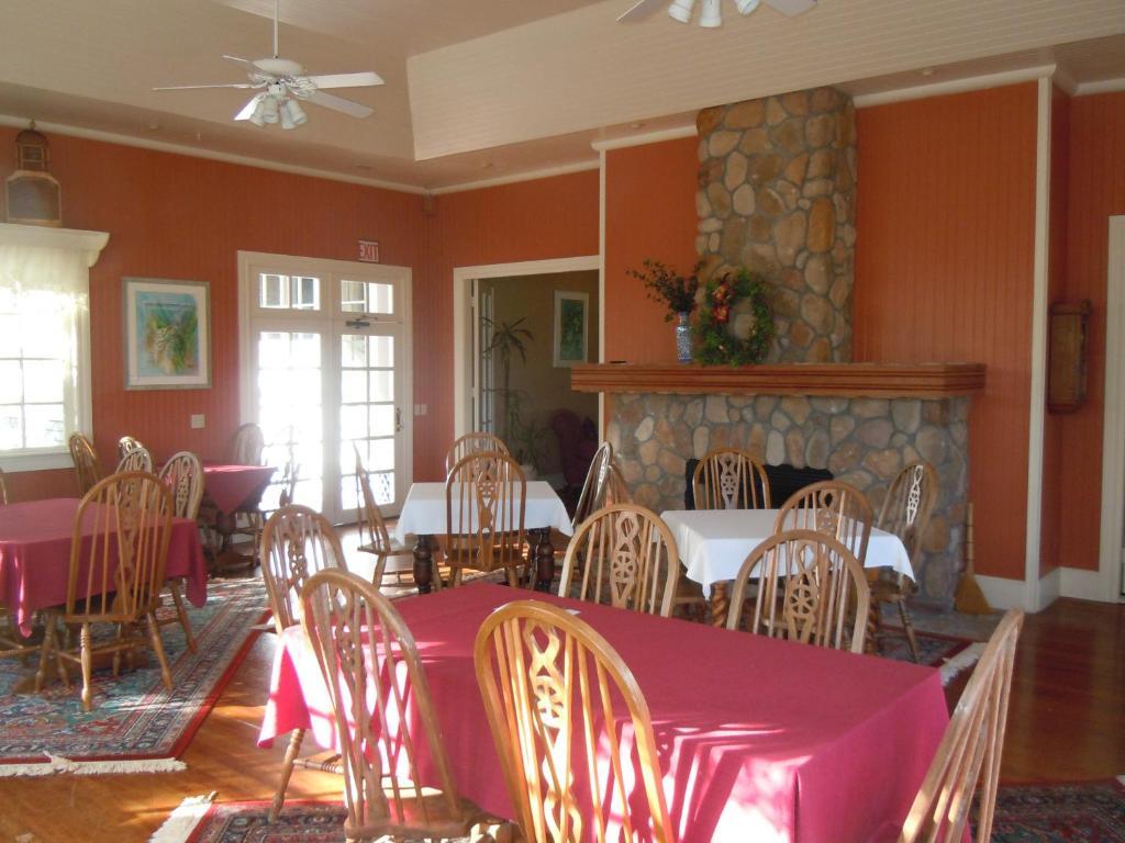 Jacaranda Inn Waimea Extérieur photo
